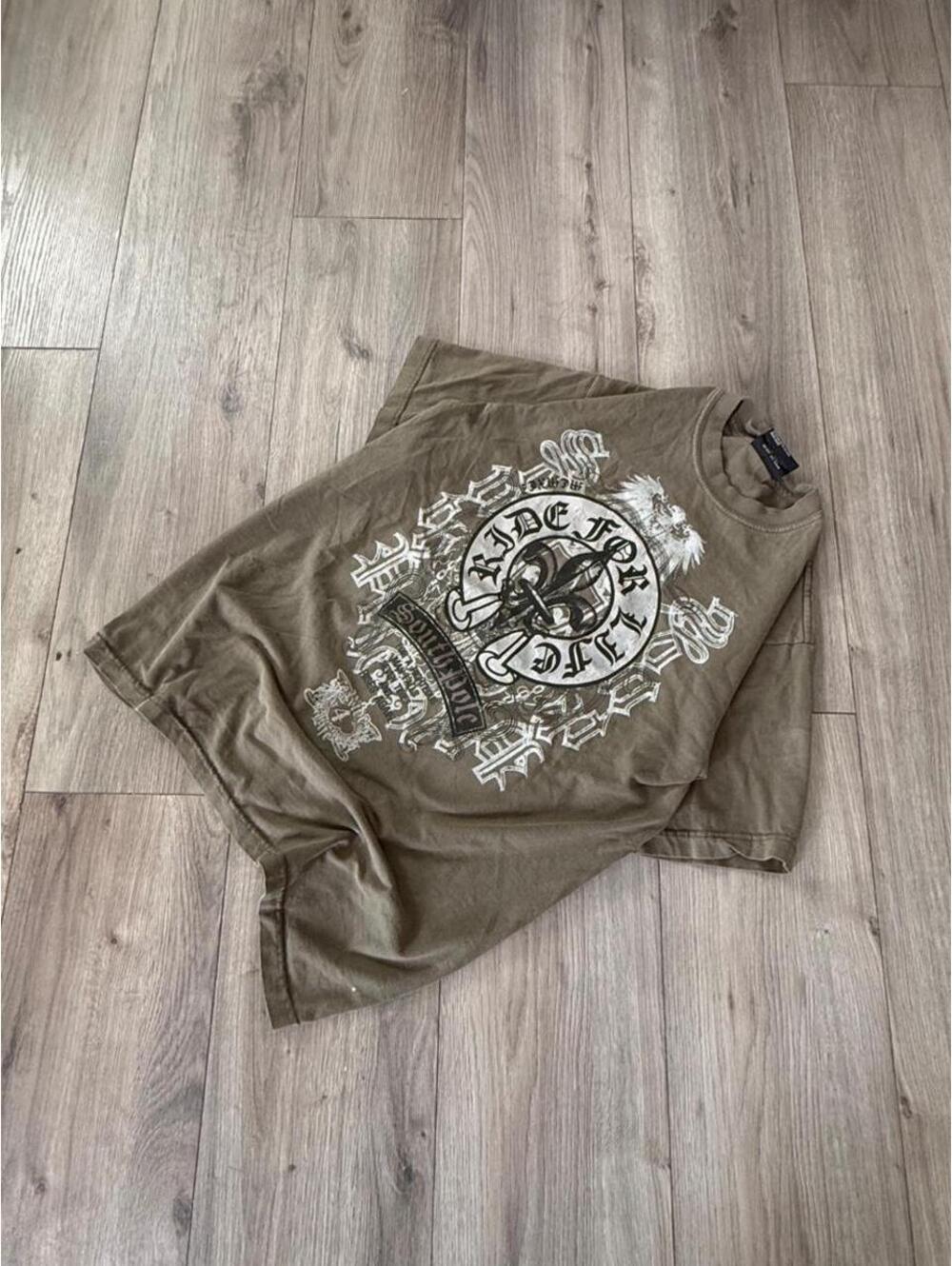 Y2K Southpole Khaki Graphic Tee